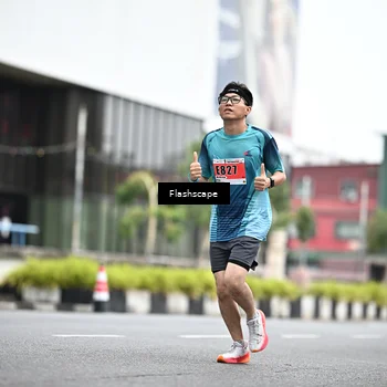 Runner Photo 8953123
