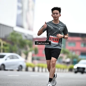 Runner Photo 8953165