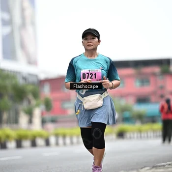 Runner Photo 8953239