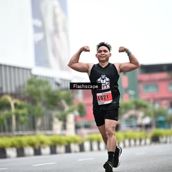 Runner Photo 8953246