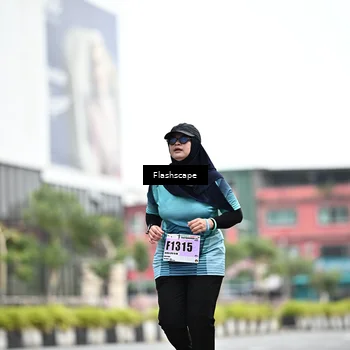Runner Photo 8953516