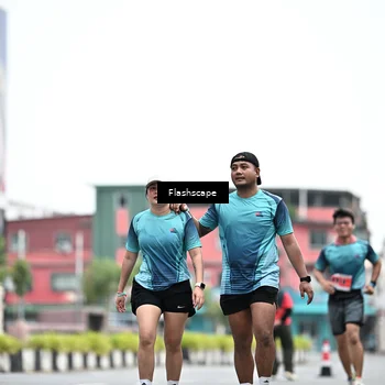 Runner Photo 8953543