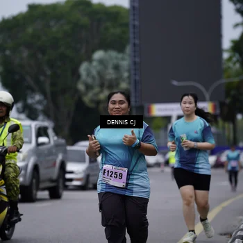 Runner Photo 8953694