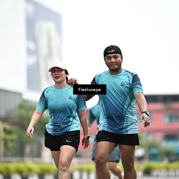 Runner Photo 8953709