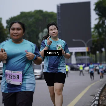 Runner Photo 8953751