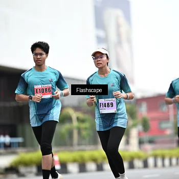 Runner Photo 8953796