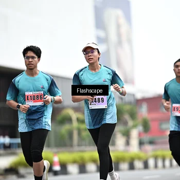 Runner Photo 8953806