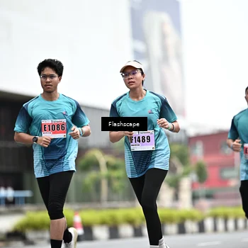 Runner Photo 8953817