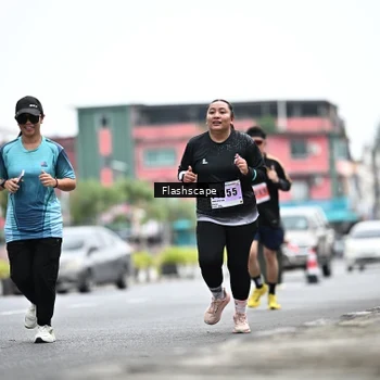 Runner Photo 8954012