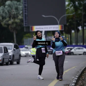 Runner Photo 8954044
