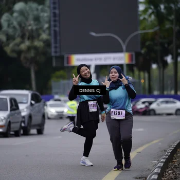 Runner Photo 8954055