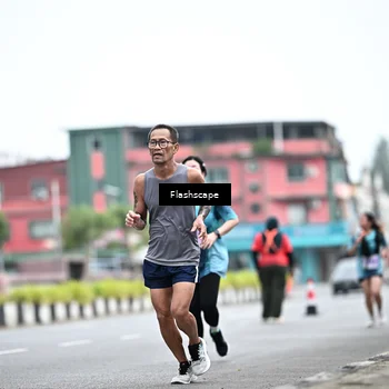 Runner Photo 8954062