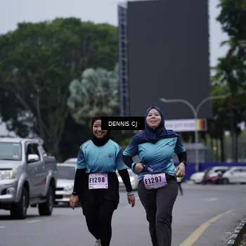Runner Photo 8954174