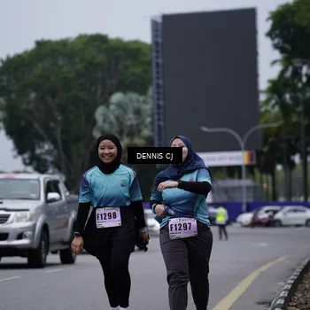 Runner Photo 8954202
