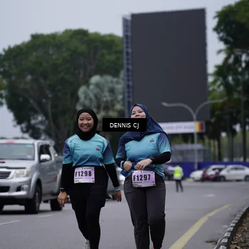 Runner Photo 8954204