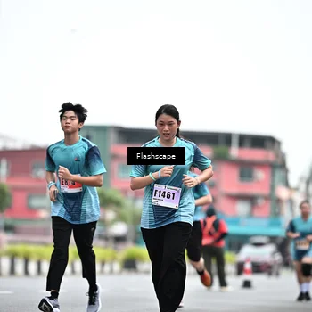 Runner Photo 8954211