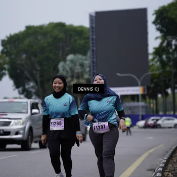 Runner Photo 8954213