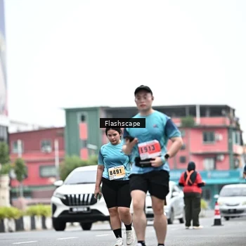 Runner Photo 8954538