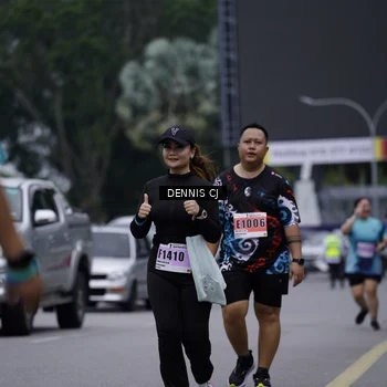 Runner Photo 8954559