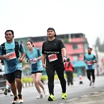Runner Photo 8954585