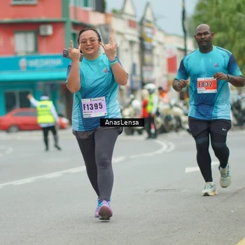 Runner Photo 8954662