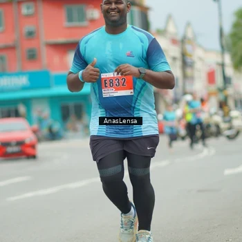 Runner Photo 8954672