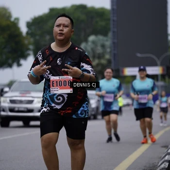Runner Photo 8954695