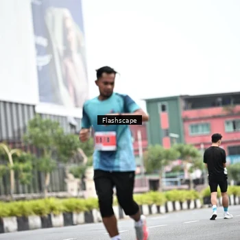 Runner Photo 8954726