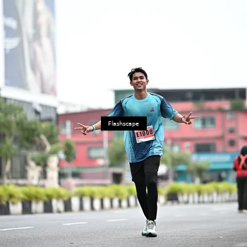 Runner Photo 8954863