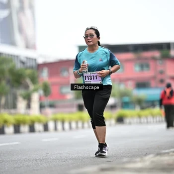 Runner Photo 8955058