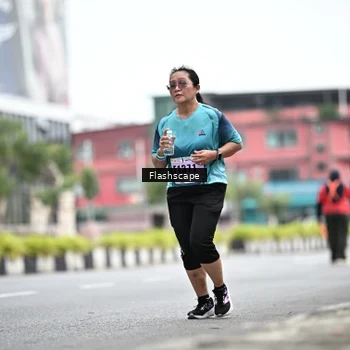 Runner Photo 8955062