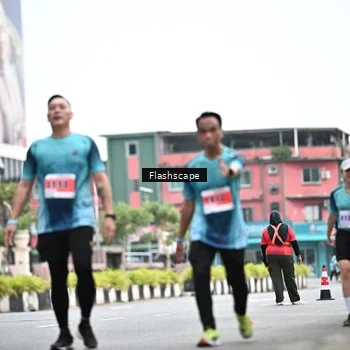 Runner Photo 8955147