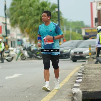 Runner Photo 8955237