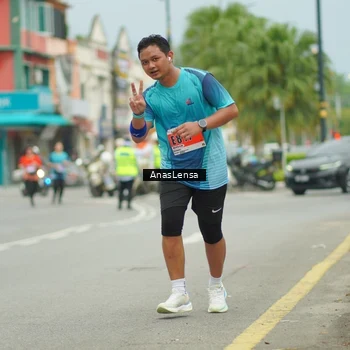 Runner Photo 8955245