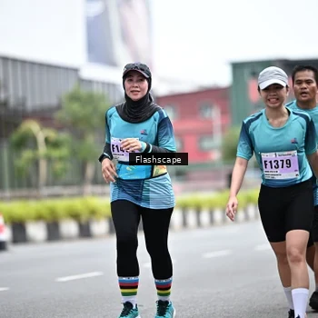 Runner Photo 8955350