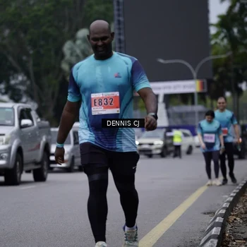 Runner Photo 8955389