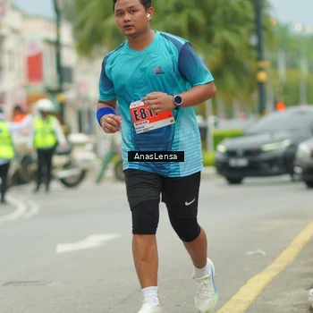 Runner Photo 8955401