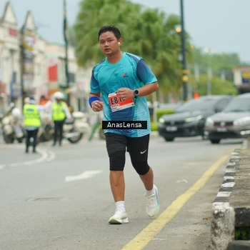 Runner Photo 8955428