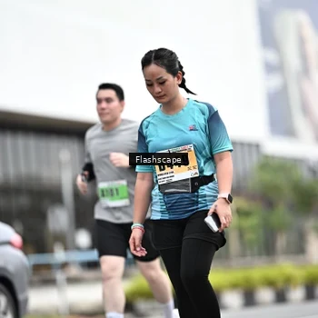 Runner Photo 8955447