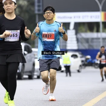 Runner Photo 8955494