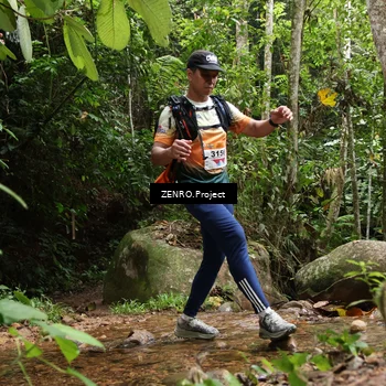 Runner Photo 8955496