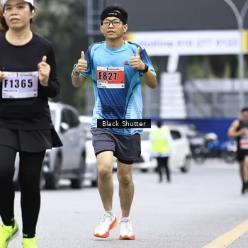 Runner Photo 8955506