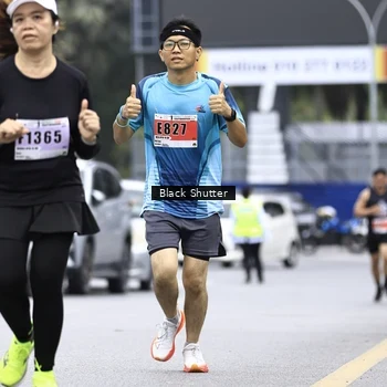 Runner Photo 8955517