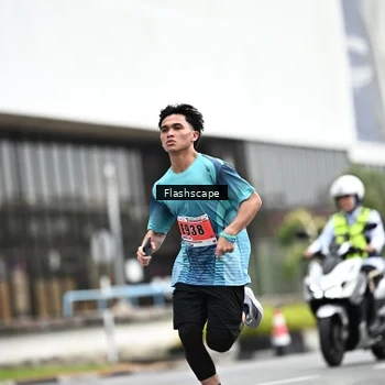 Runner Photo 8955524