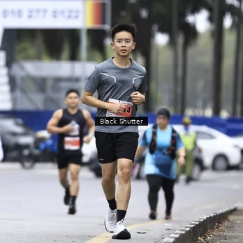 Runner Photo 8955559