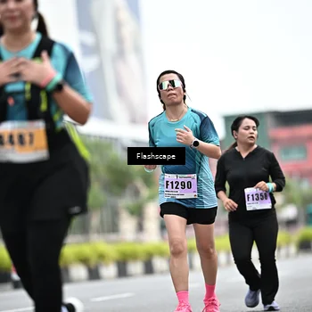 Runner Photo 8955812