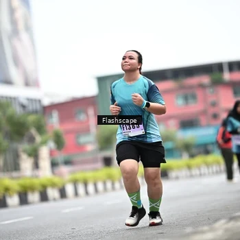 Runner Photo 8956005