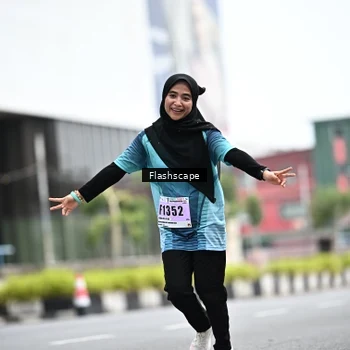 Runner Photo 8956042