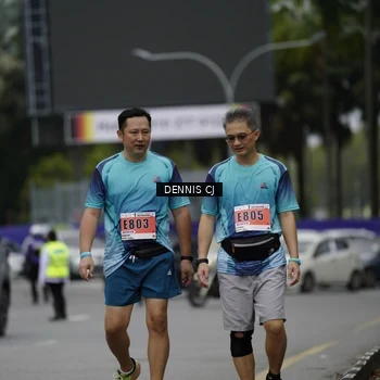 Runner Photo 8956068
