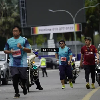 Runner Photo 8956098